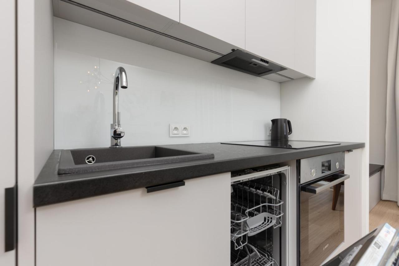 Fashionable City Center Apartment By Noclegi Renters วอร์ซอ ภายนอก รูปภาพ