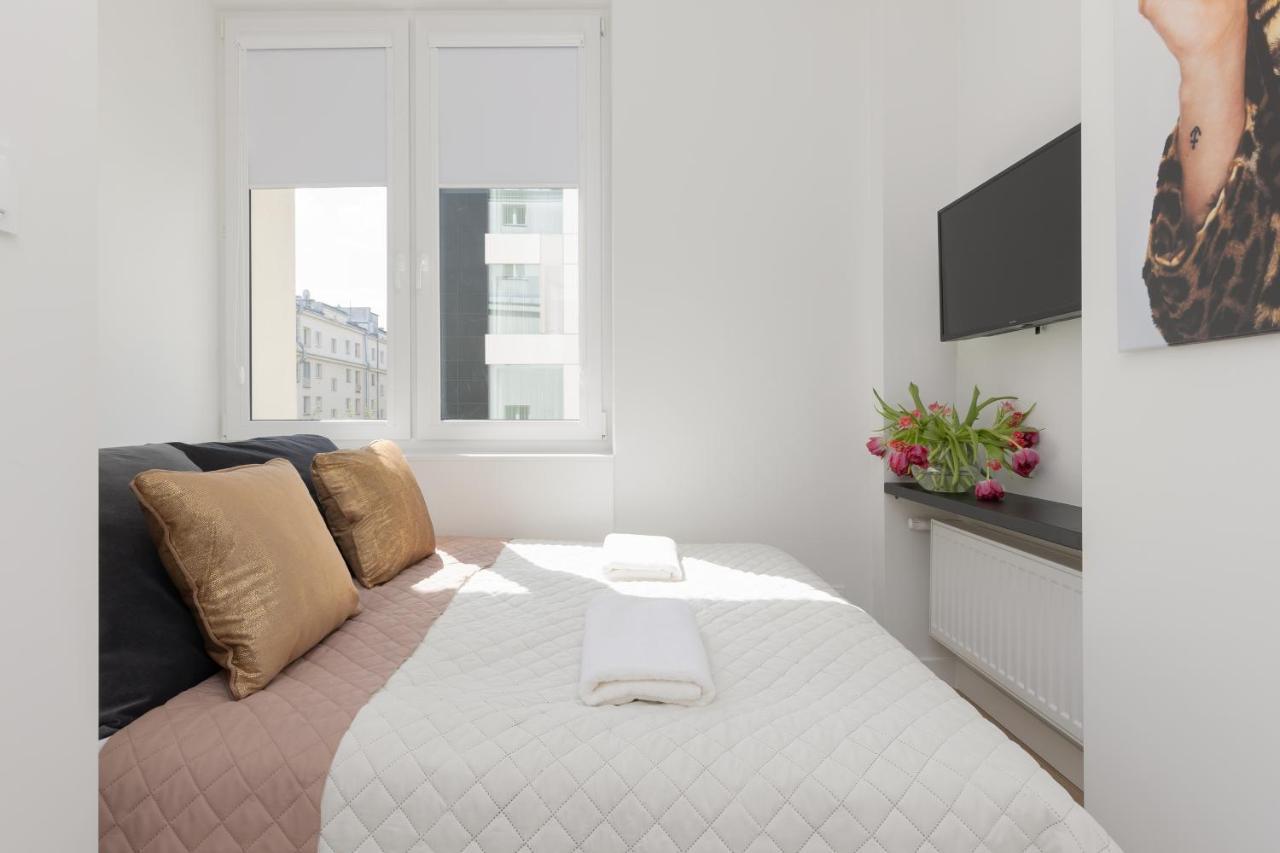 Fashionable City Center Apartment By Noclegi Renters วอร์ซอ ภายนอก รูปภาพ