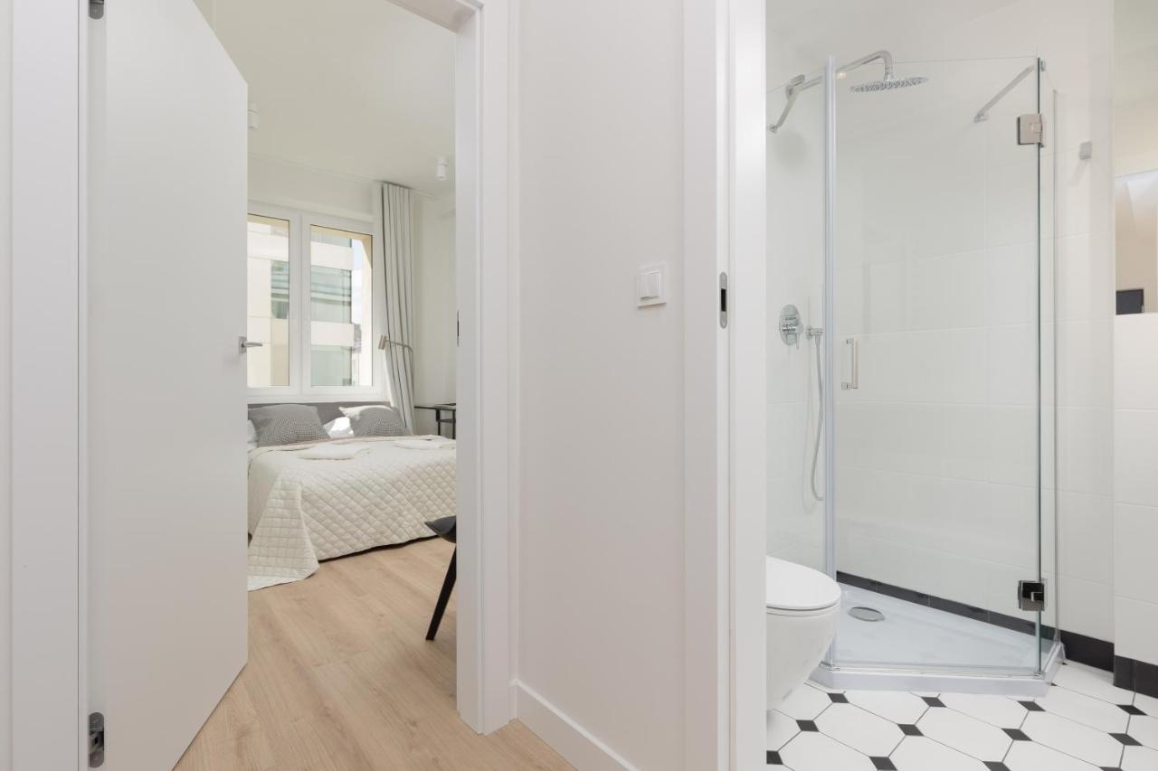 Fashionable City Center Apartment By Noclegi Renters วอร์ซอ ภายนอก รูปภาพ