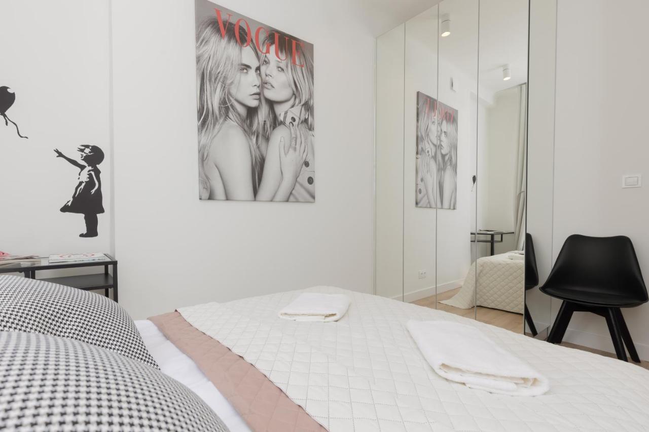 Fashionable City Center Apartment By Noclegi Renters วอร์ซอ ภายนอก รูปภาพ